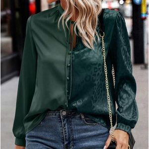Classic Elegant Leopard Print Tie 2 Two Tone Long Sleeve Top Blouse Green